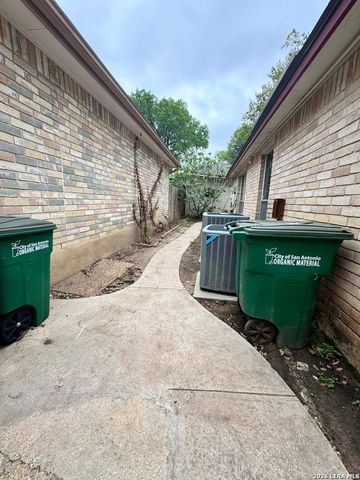 9122 Big Bethel, San Antonio, TX 78240