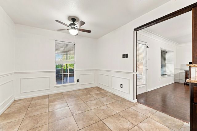 2505 Cloverdale Street, Arlington, TX 76010