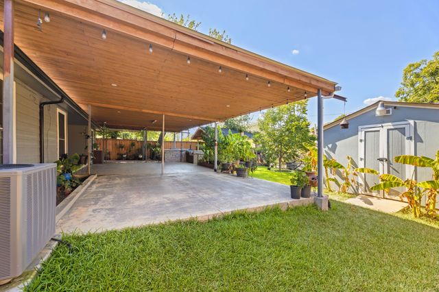 2505 Cloverdale Street, Arlington, TX 76010
