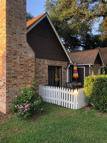 1601 Faro DR 1704, Austin, TX 78741