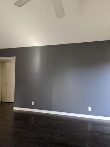 1601 Faro DR 1704, Austin, TX 78741