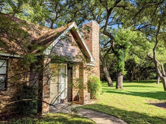 1601 Faro DR 1704, Austin, TX 78741