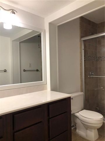1601 Faro DR 1704, Austin, TX 78741
