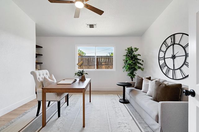 1834 S Backer Avenue, Fresno, CA 93702