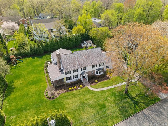 12 Vernon Road, Scarsdale, NY 10583