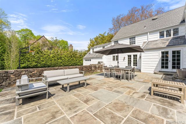 12 Vernon Road, Scarsdale, NY 10583