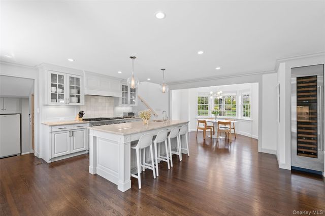 12 Vernon Road, Scarsdale, NY 10583