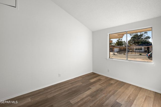 1562 DIEGO RIVERA Drive, El Paso, TX 79936