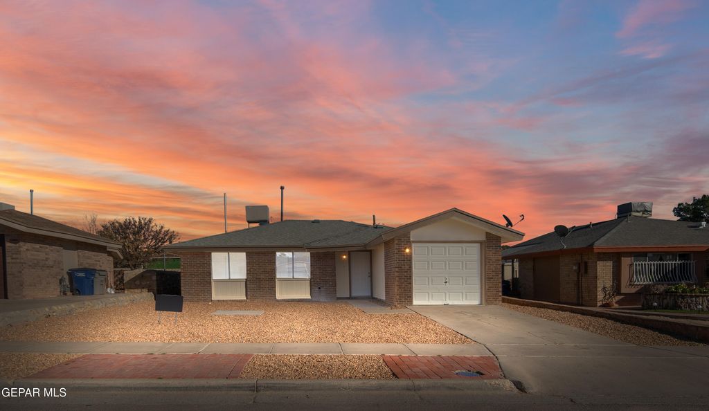 1562 DIEGO RIVERA Drive, El Paso, TX 79936