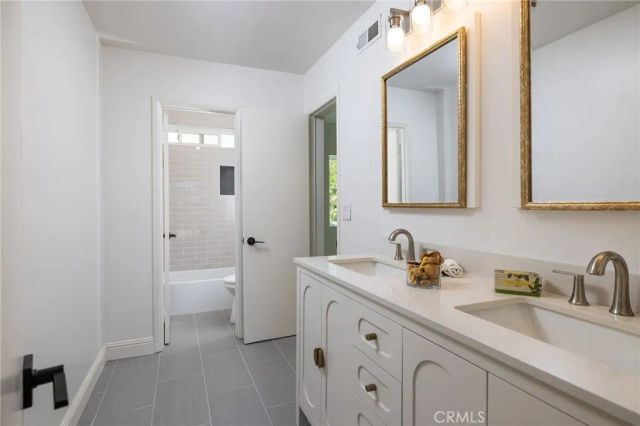 25901 Nellie Gail, Laguna Hills, CA 92653