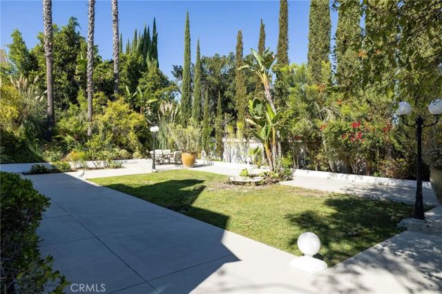 25901 Nellie Gail, Laguna Hills, CA 92653