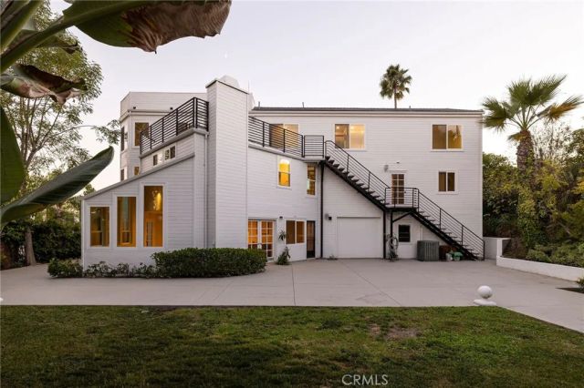 25901 Nellie Gail, Laguna Hills, CA 92653