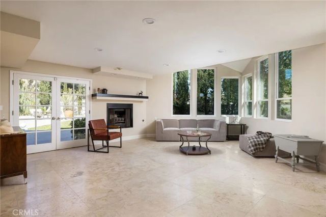 25901 Nellie Gail, Laguna Hills, CA 92653