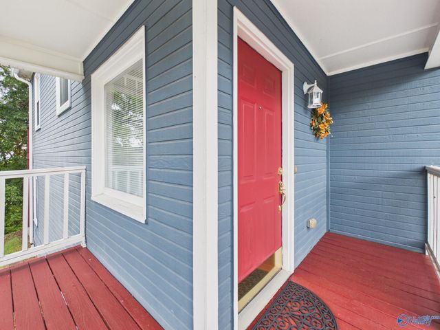564 Farmingdale Road SE, Huntsville, AL 35803
