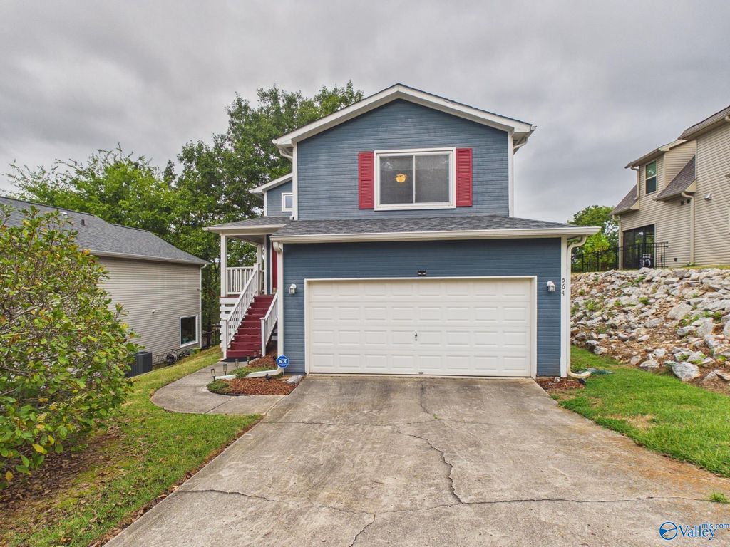 564 Farmingdale Road SE, Huntsville, AL 35803