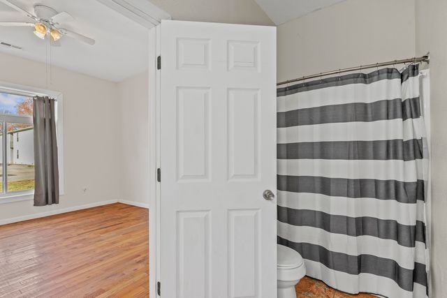 1512 N Missouri Avenue N, Springfield, MO 65803