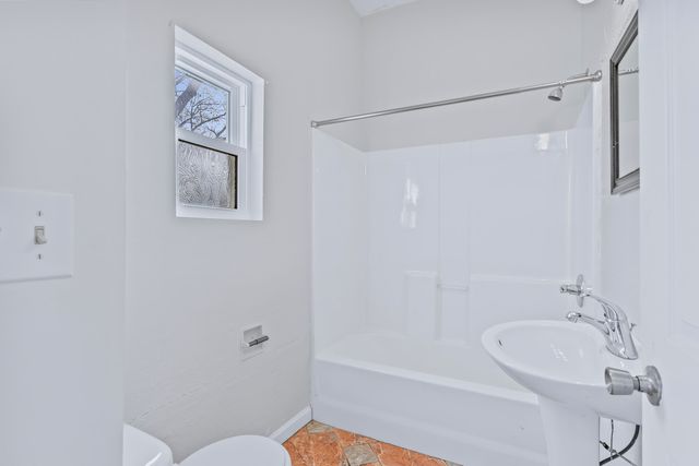 1512 N Missouri Avenue N, Springfield, MO 65803