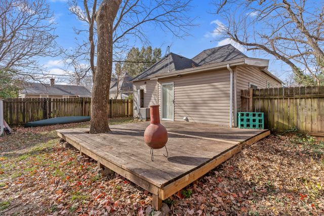 1512 N Missouri Avenue N, Springfield, MO 65803