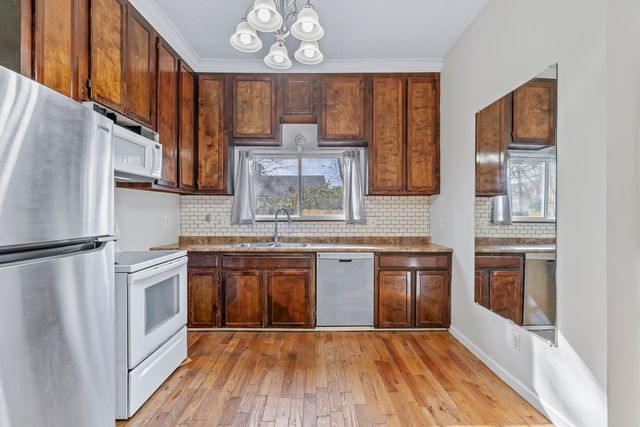 1512 N Missouri Avenue N, Springfield, MO 65803