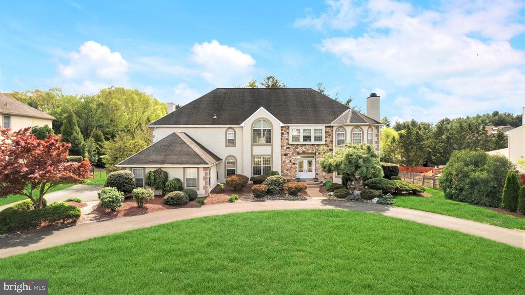 672 KORISA DR, Huntingdon Valley, PA 19006 — exterior