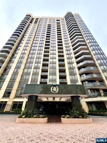900 Palisade Avenue 3H, Fort Lee, NJ 07024