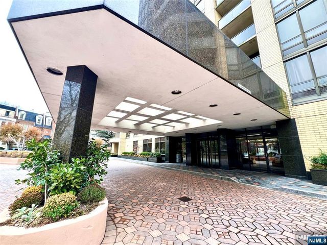 900 Palisade Avenue 3H, Fort Lee, NJ 07024