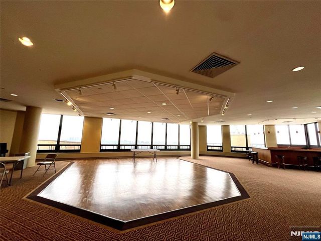 900 Palisade Avenue 3H, Fort Lee, NJ 07024