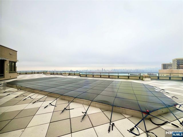 900 Palisade Avenue 3H, Fort Lee, NJ 07024