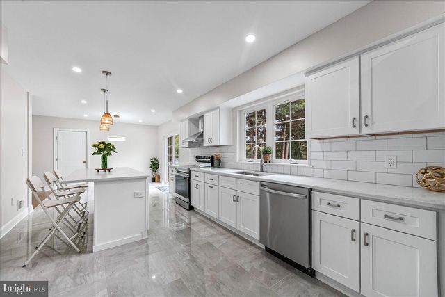 3740 THOMPSON RD, Collegeville, PA 19426