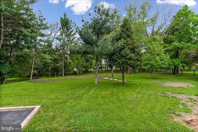 3740 THOMPSON RD, Collegeville, PA 19426