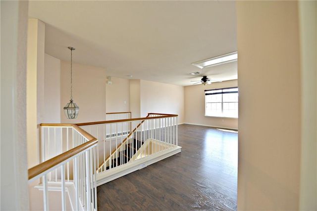 16316 Castletroy DR, Austin, TX 78717