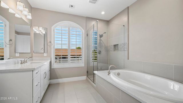 17620 N 77TH Place, Scottsdale, AZ 85255