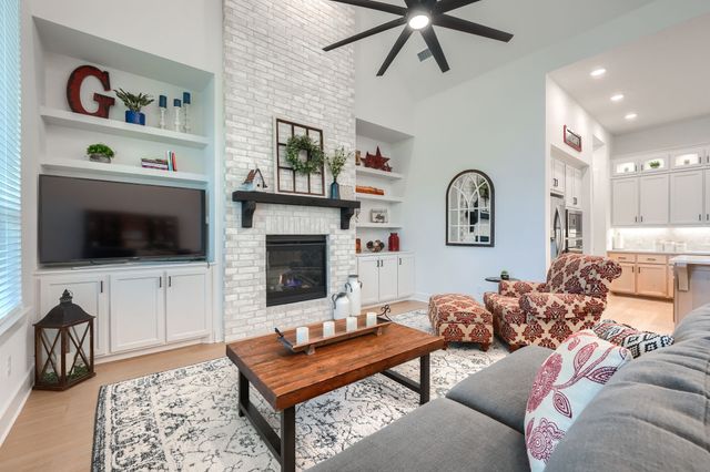 1930 Benedetto Way, Mclendon Chisholm, TX 75032