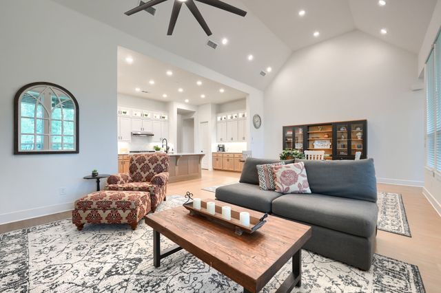 1930 Benedetto Way, Mclendon Chisholm, TX 75032