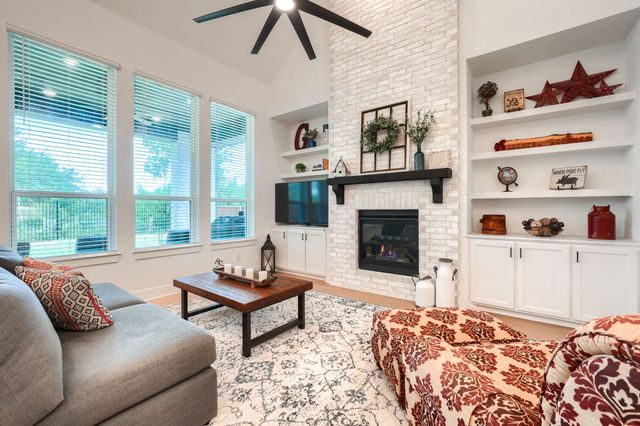 1930 Benedetto Way, Mclendon Chisholm, TX 75032
