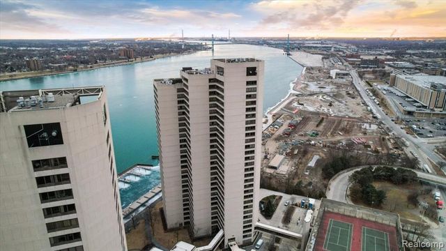 1001 W Jefferson Avenue 17I, Detroit, MI 48226
