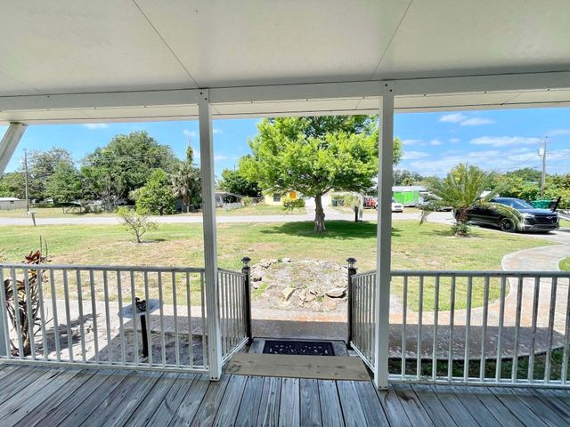 3020 SE 38th Avenue, Okeechobee, FL 34974