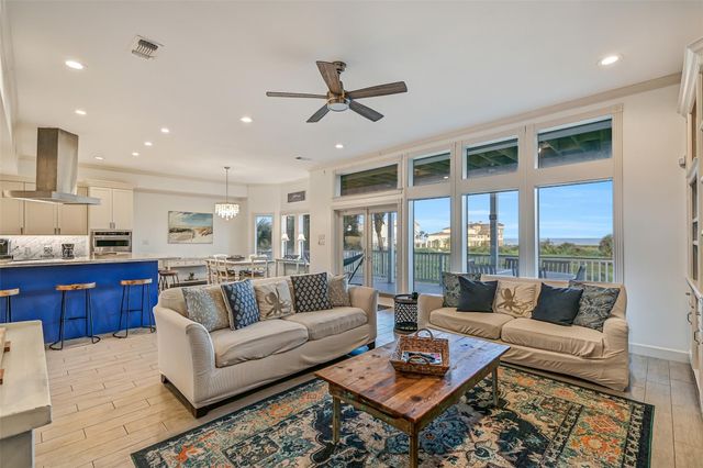 14458 Spyglass Circle, Galveston, TX 77554