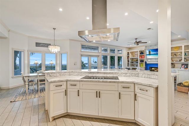 14458 Spyglass Circle, Galveston, TX 77554