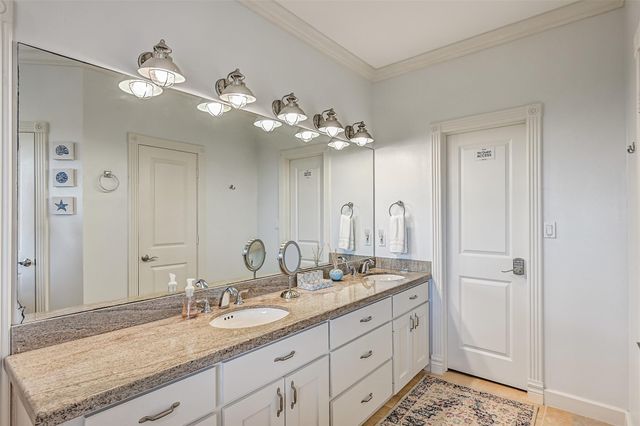 14458 Spyglass Circle, Galveston, TX 77554
