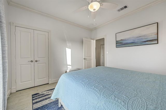 14458 Spyglass Circle, Galveston, TX 77554
