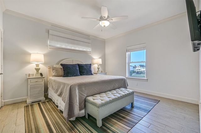 14458 Spyglass Circle, Galveston, TX 77554