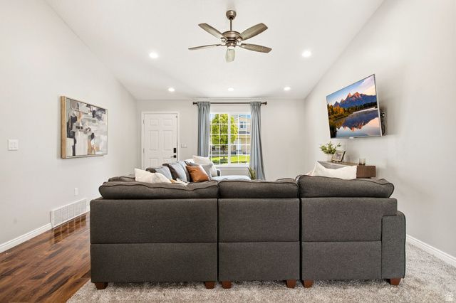 172 W ARUBA DR, Saratoga Springs, UT 84045