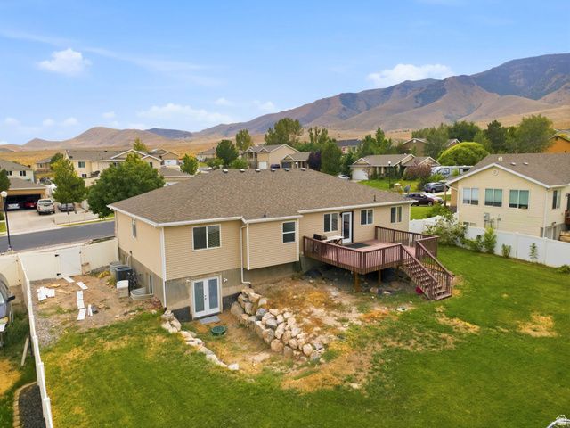 172 W ARUBA DR, Saratoga Springs, UT 84045