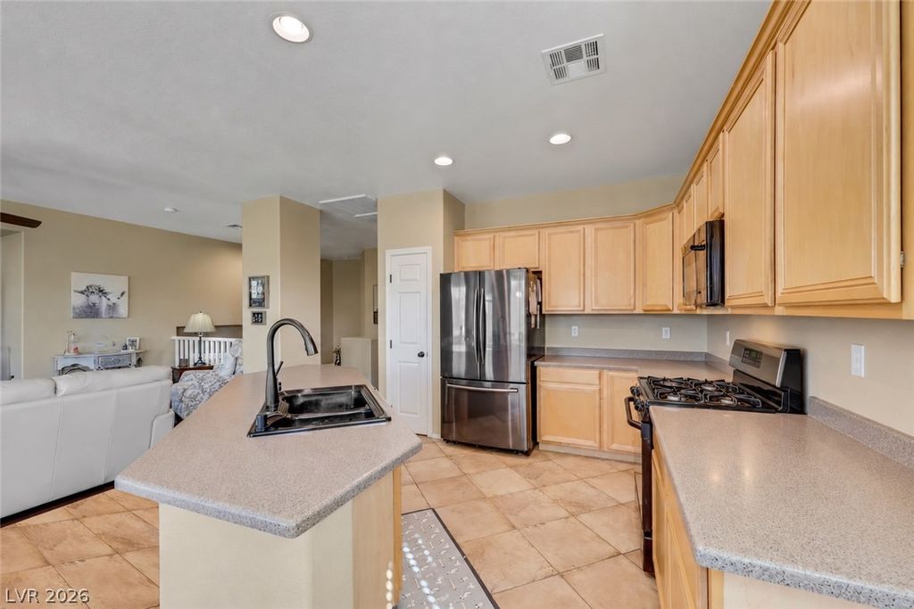 8029 Dancing Springs Street, Las Vegas, NV 89143 — photo 5
