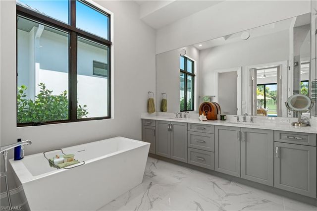 19086 Via Messina WAY, Miromar Lakes, FL 33913