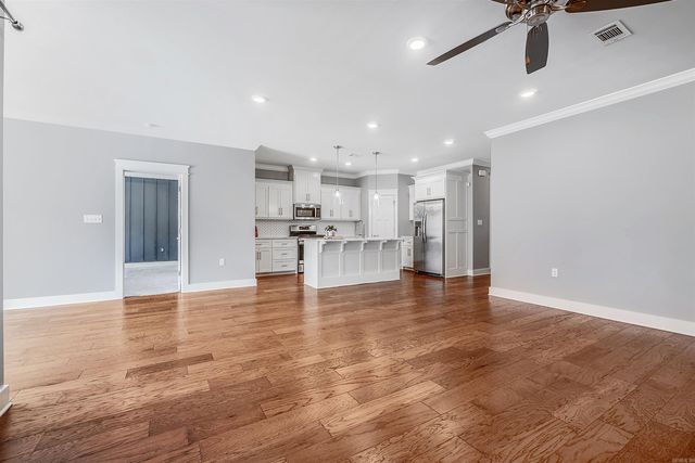 120 Lydia Drive, Maumelle, AR 72113