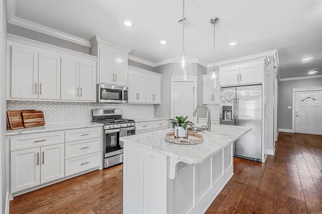 120 Lydia Drive, Maumelle, AR 72113