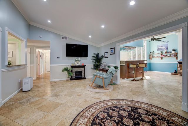 3415 80th Street, Galveston, TX 77551