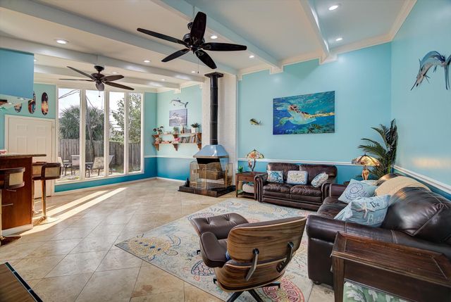 3415 80th Street, Galveston, TX 77551